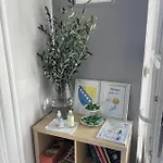 לינה וארוחת בוקר Aurelia