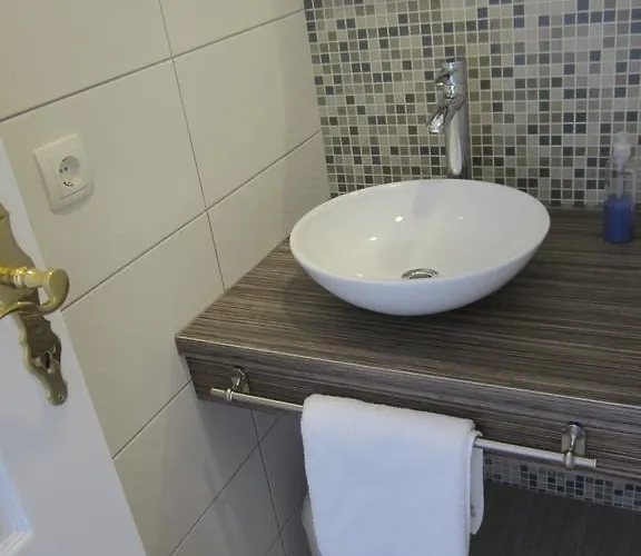 Aurelia Bed & Breakfast 3*